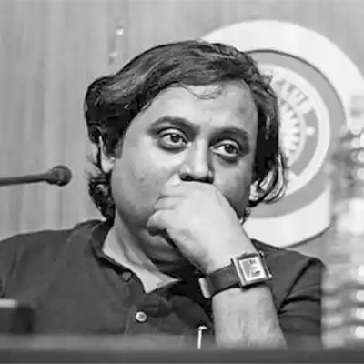 সৌমিক চৌধুরী